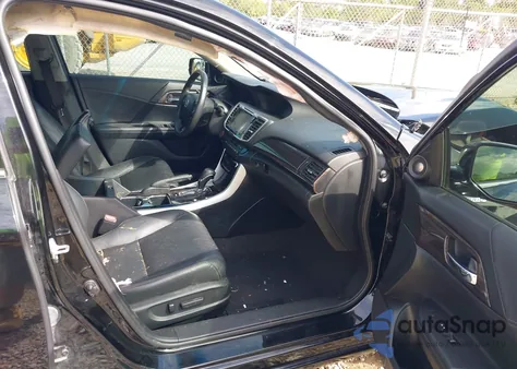 2017 Honda Accord Hybrid Ex-L z USA, uszkodzony, nr VIN JHMCR6F58HC002631